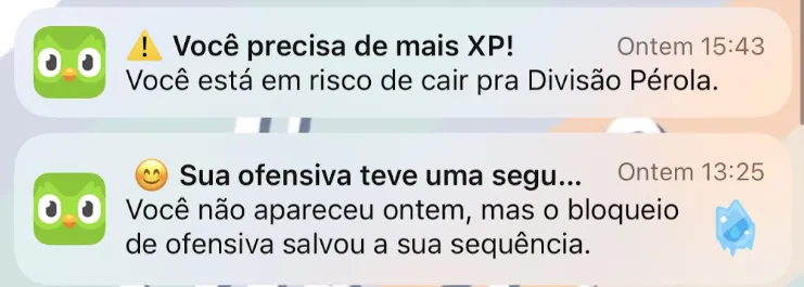 #FotoDescrição: Notificações do Duolingo alertando sobre necessidade de mais XP e recuperação de sequência com bloqueio de ofensiva.
